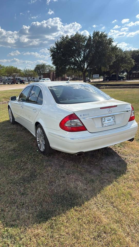 2008 Mercedes-Benz E-Class E350 photo 2