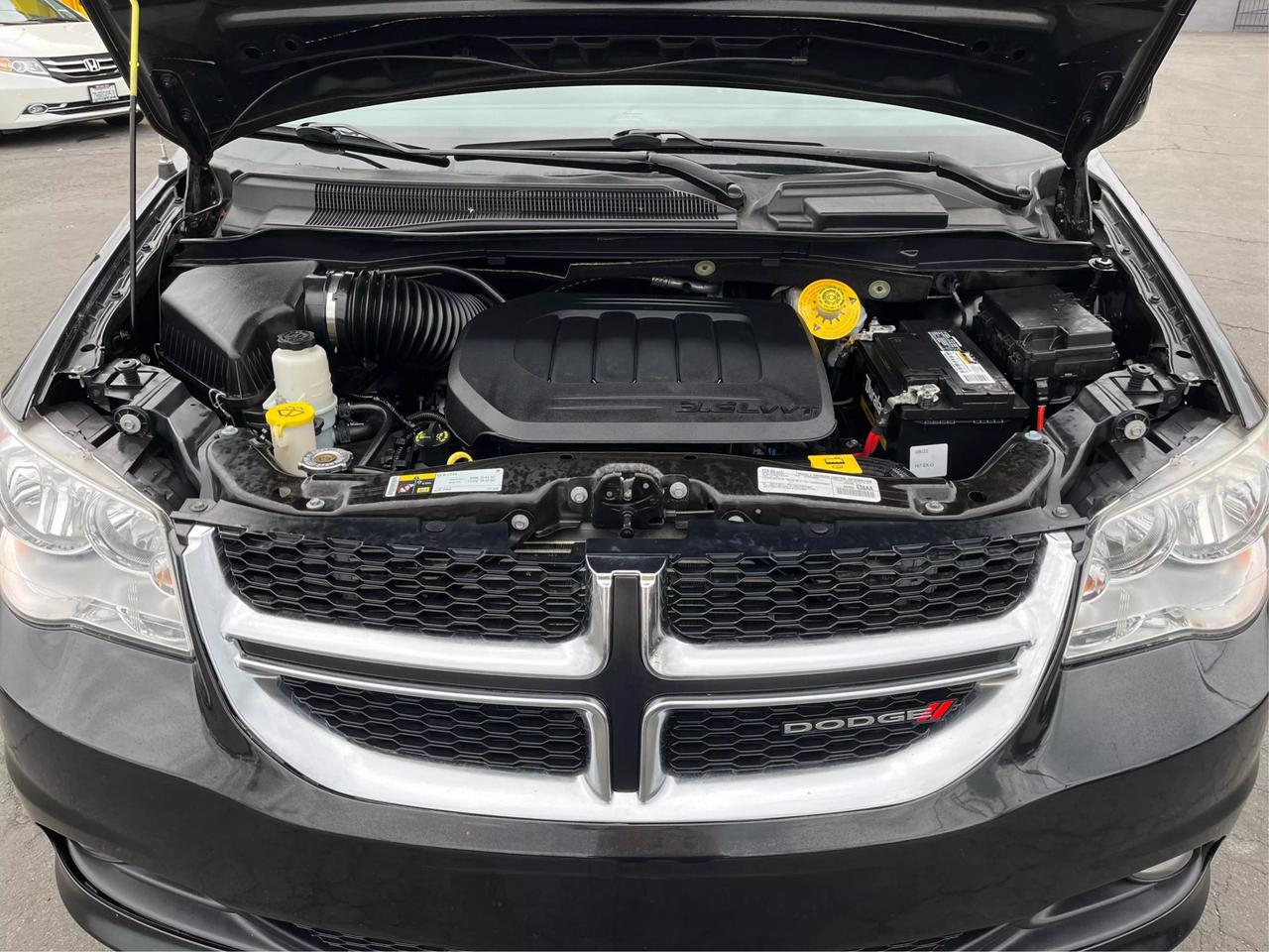 2019 Dodge Grand Caravan SXT photo 21