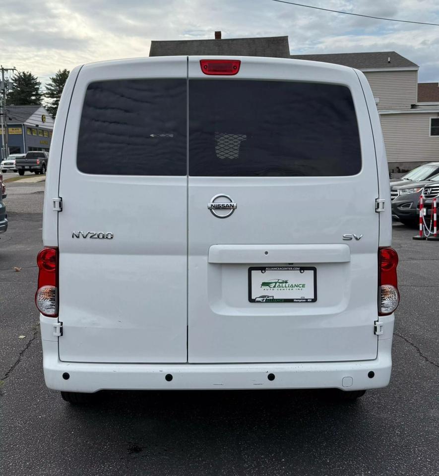 2020 Nissan NV200 SV photo 17