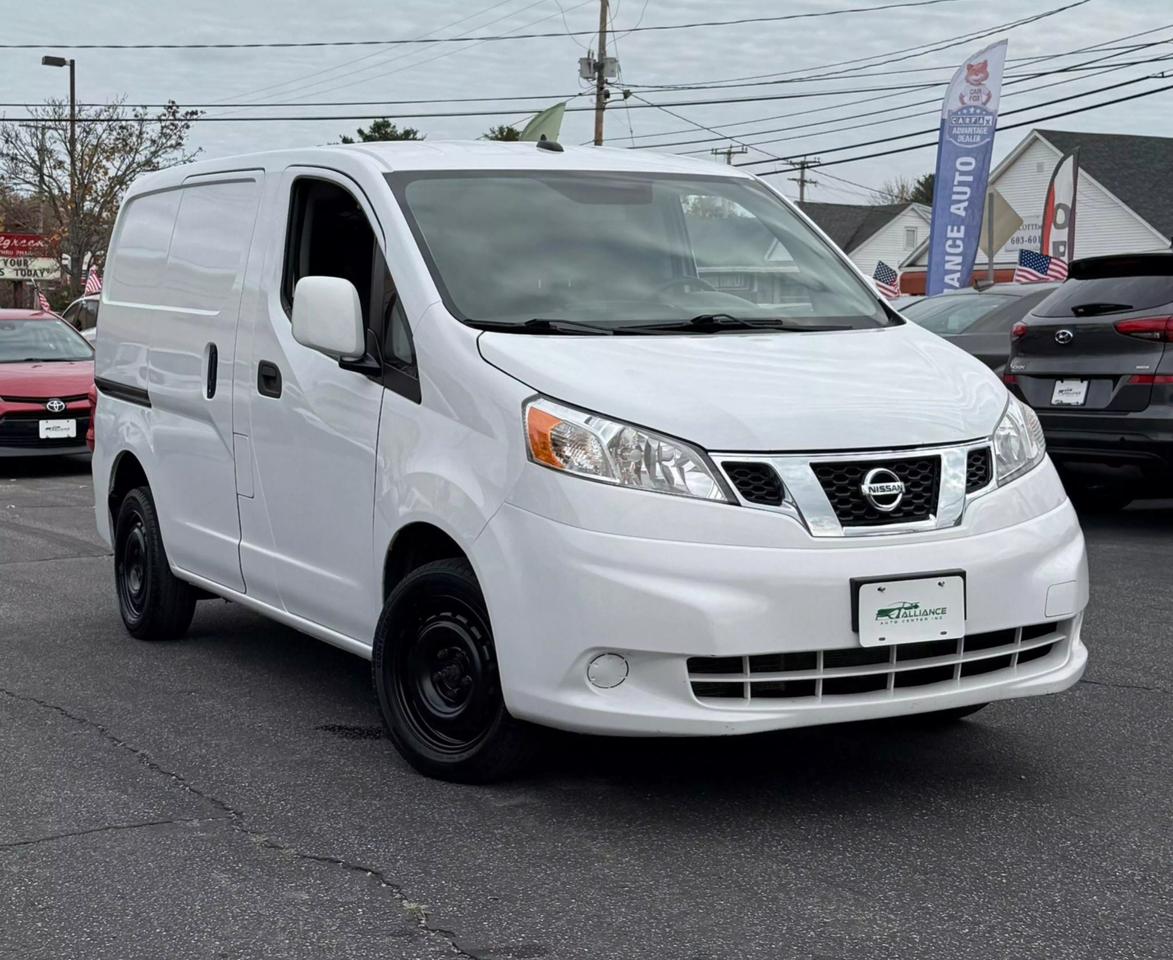 2020 Nissan NV200 SV photo 9