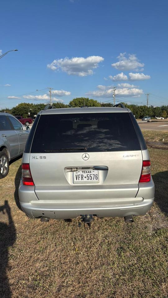 2000 Mercedes-Benz M-Class ML55 AMG photo 3