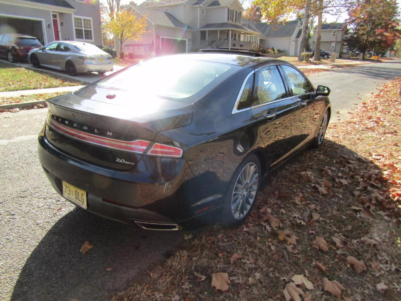 2014 Lincoln MKZ Base photo 7