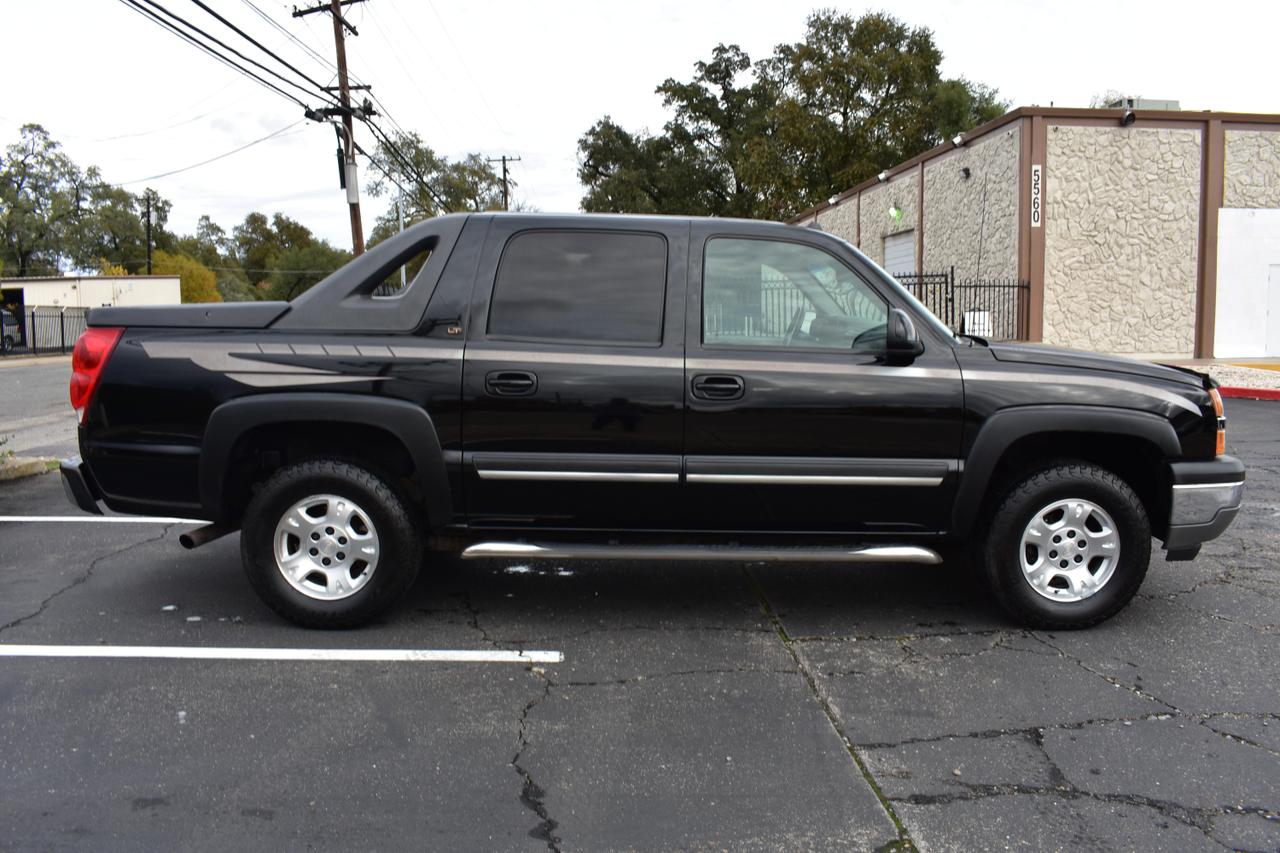 2005 Chevrolet Avalanche Base photo 15