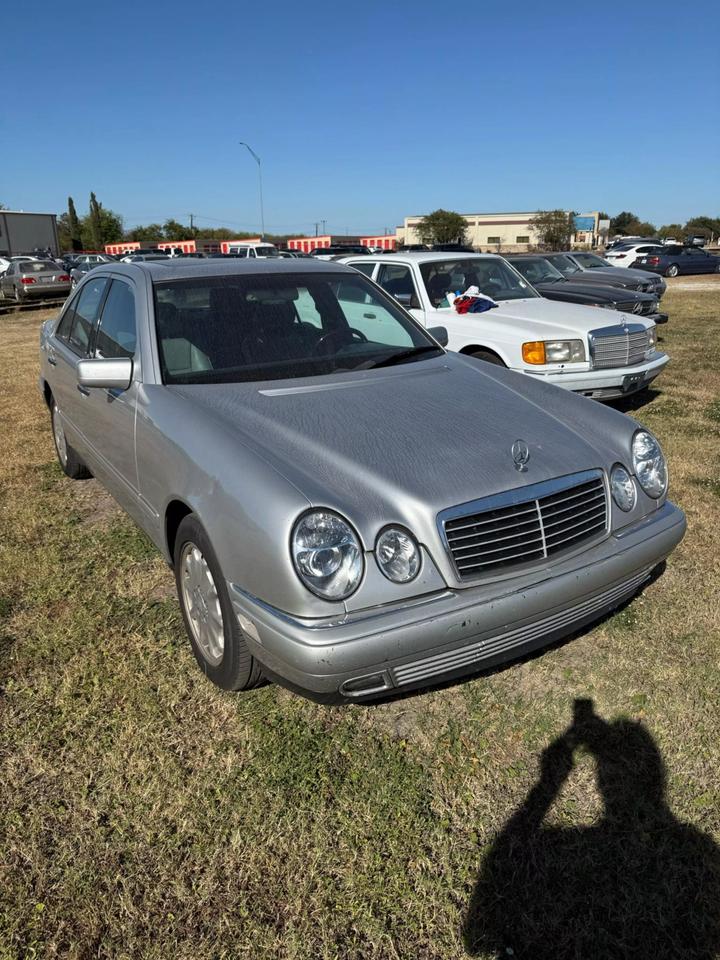 1997 Mercedes-Benz E-Class E 320 photo 5