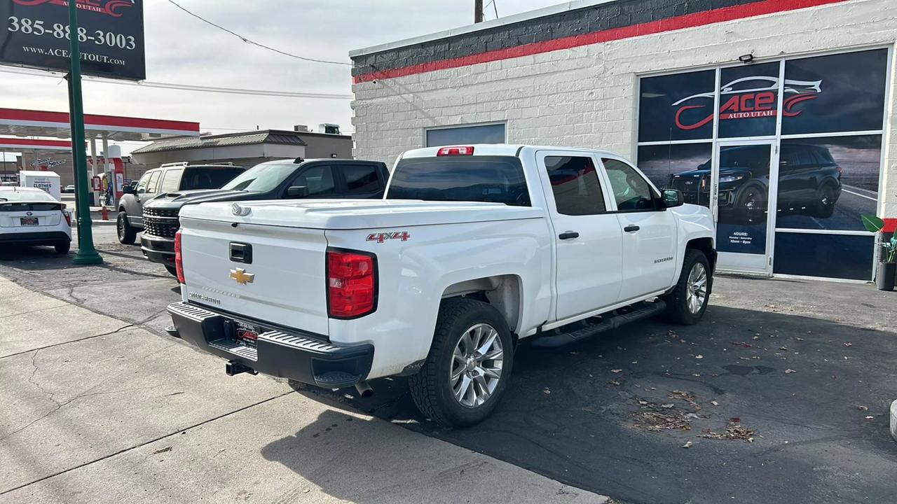 2017 Chevrolet Silverado 1500 null photo 11