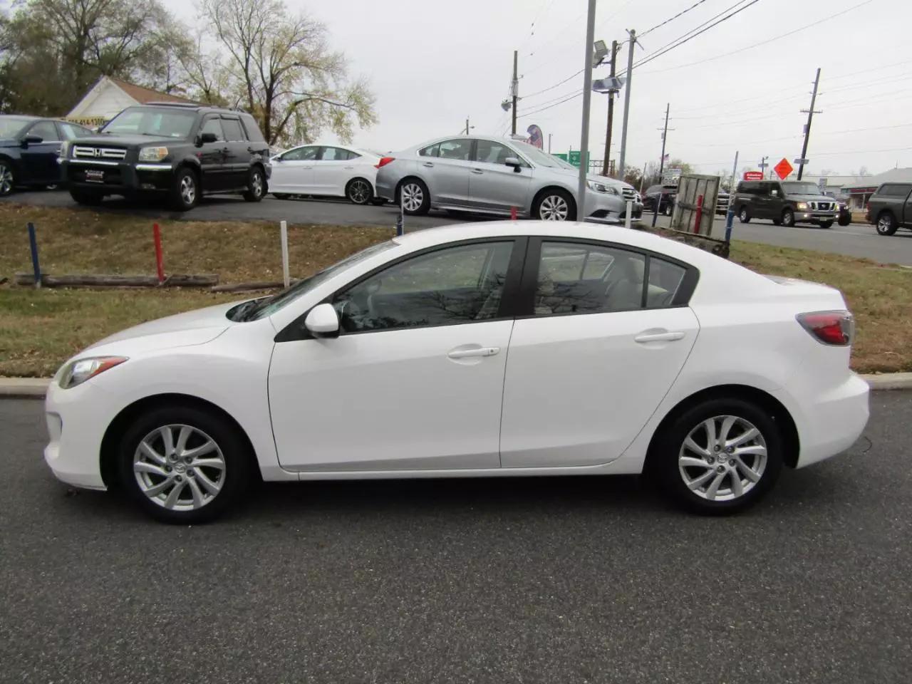 2012 Mazda MAZDA3 i Touring photo 6