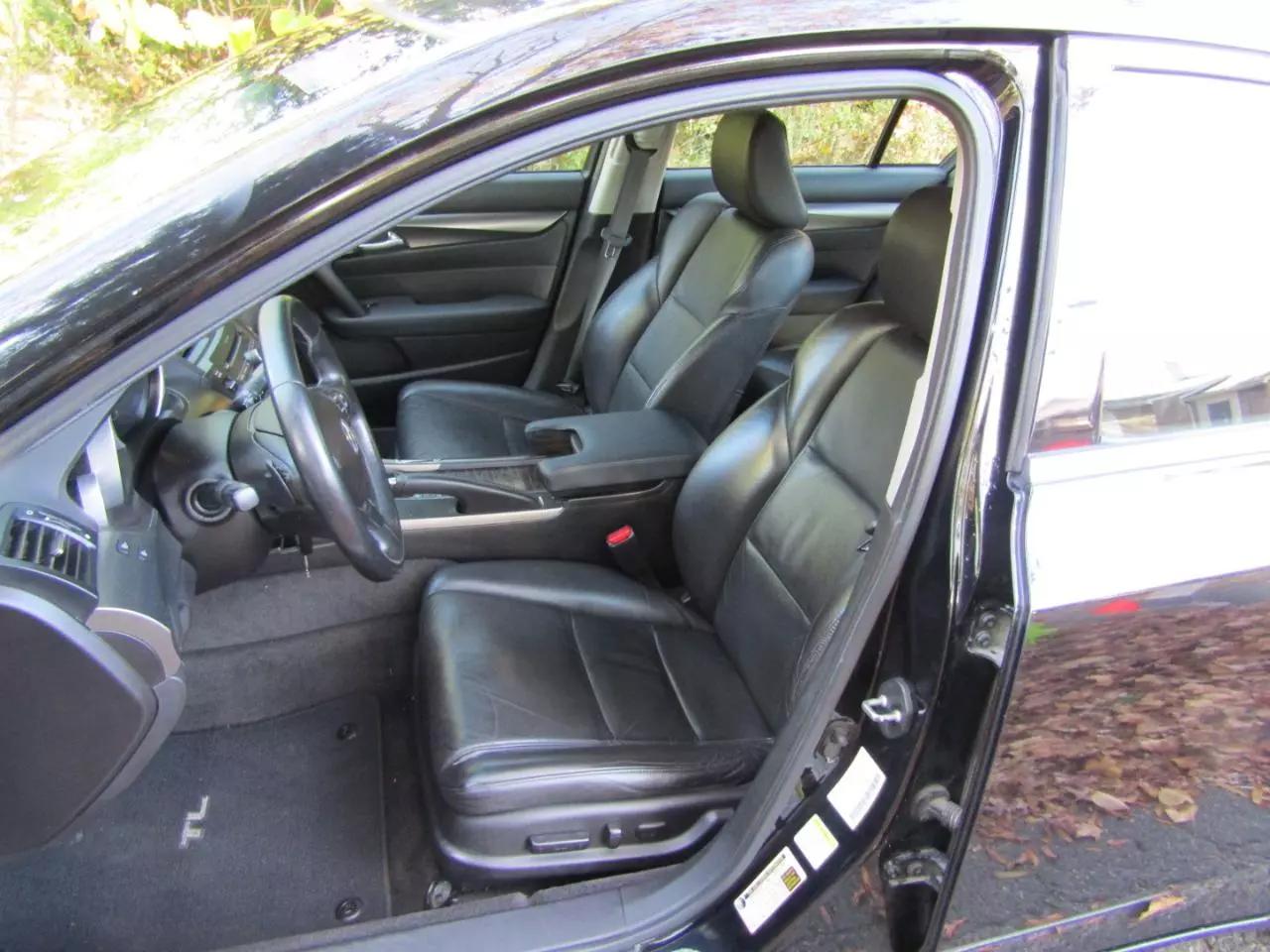 2012 Acura TL Base photo 13