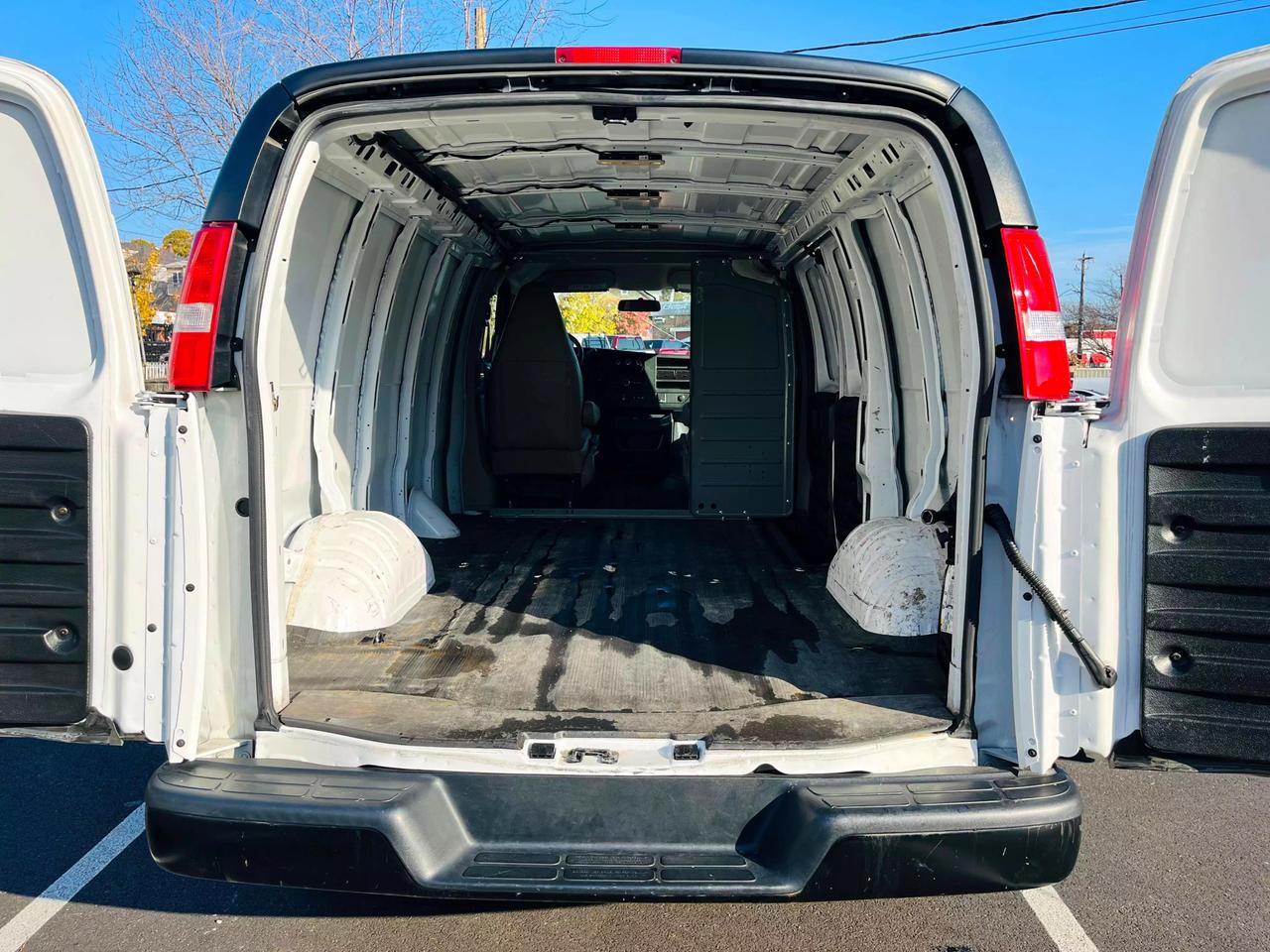 2019 Chevrolet Express Cargo Work Van photo 9