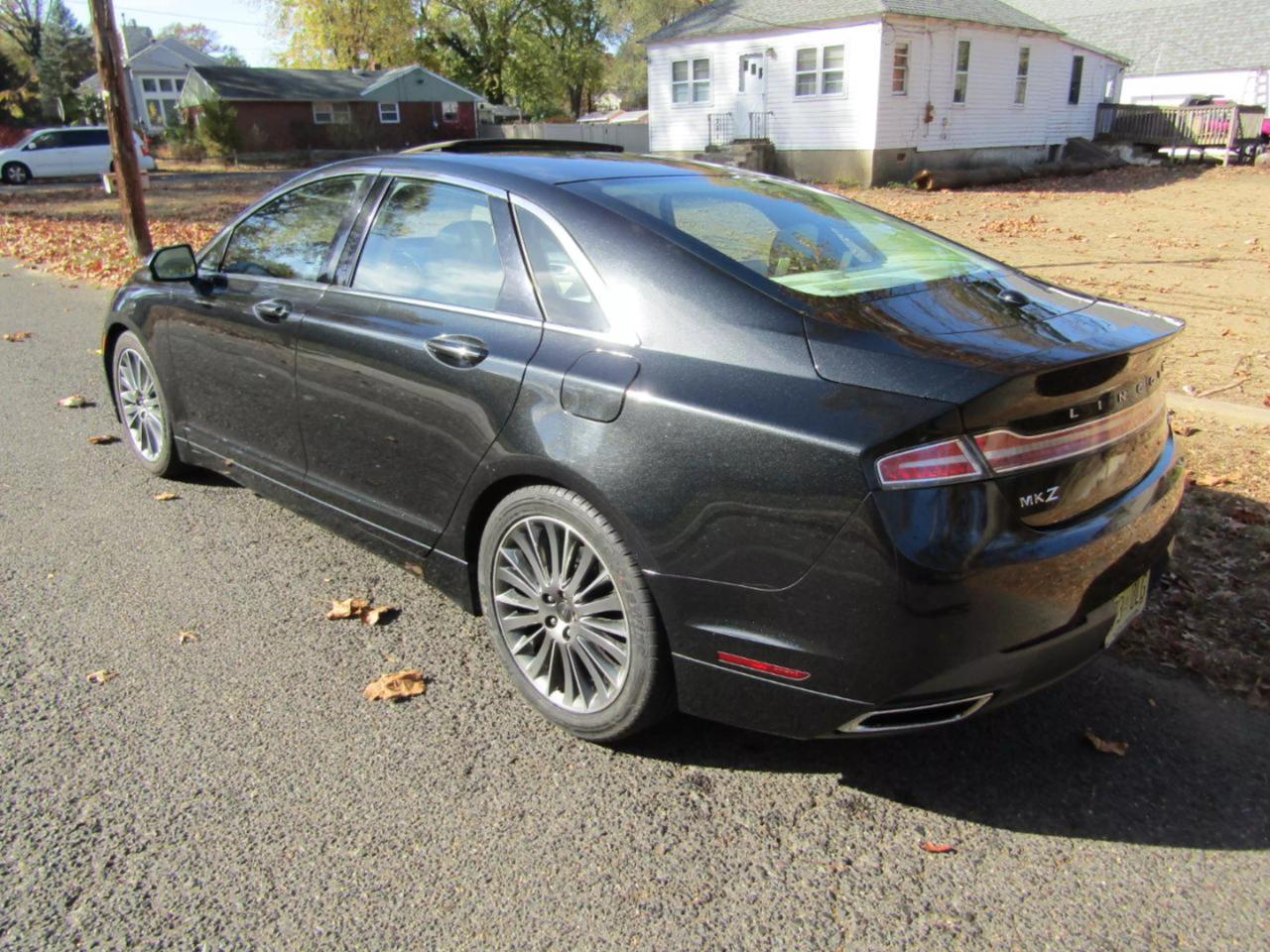 2014 Lincoln MKZ Base photo 5