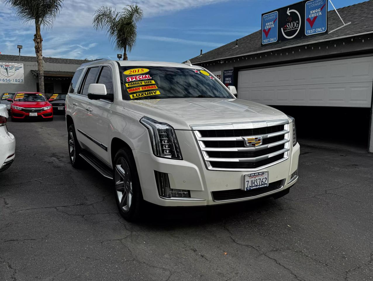 Cadillac Escalade's photo