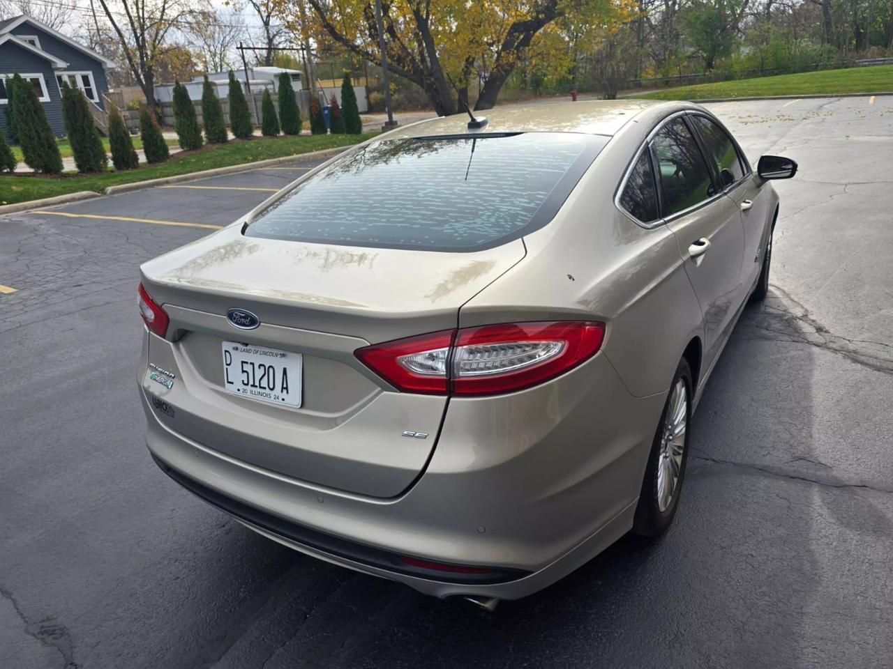 2015 Ford Fusion Energi SE Luxury photo 35