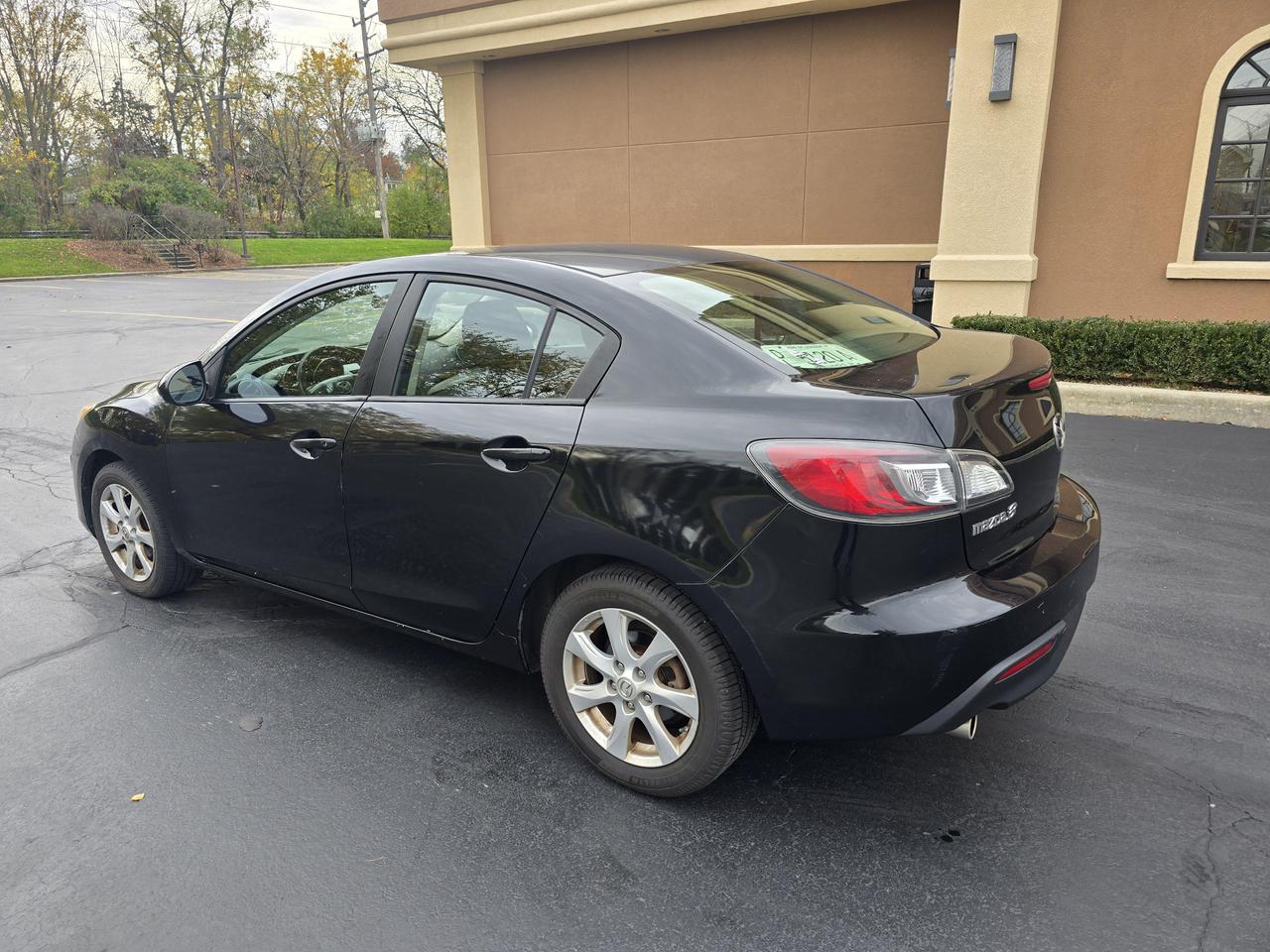 2011 Mazda MAZDA3 i Touring photo 23