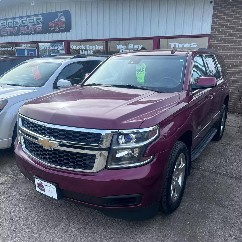 2016 Chevrolet Tahoe LT photo 2