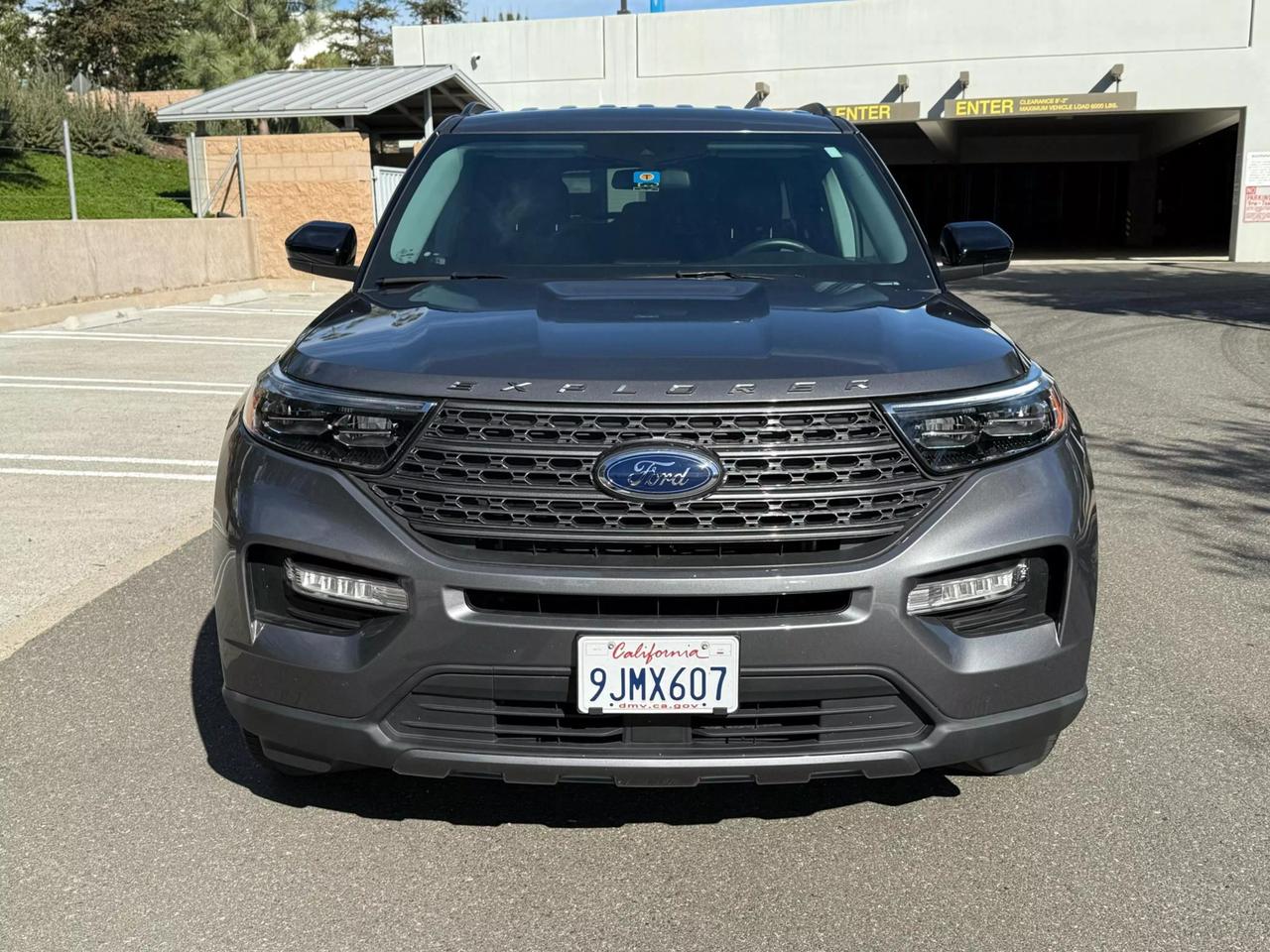 2022 Ford Explorer XLT photo 3