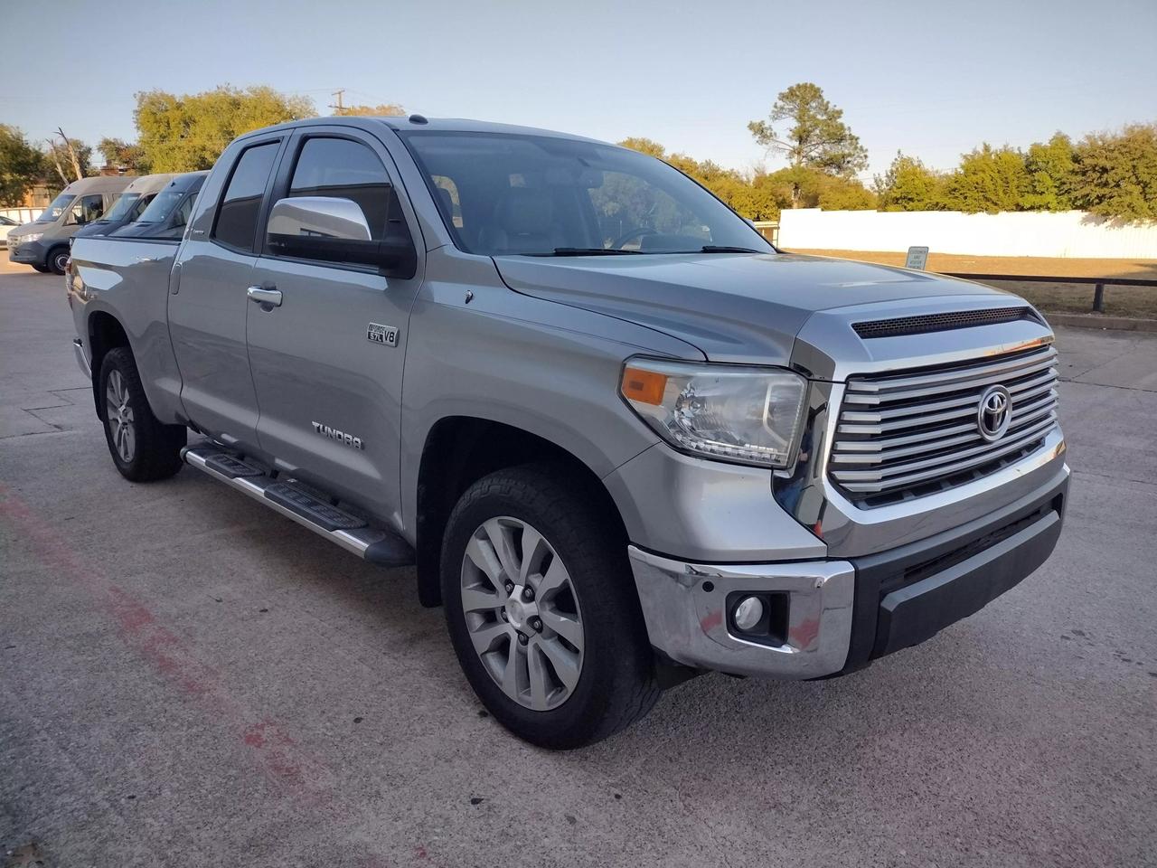 2014 Toyota Tundra Limited photo 19