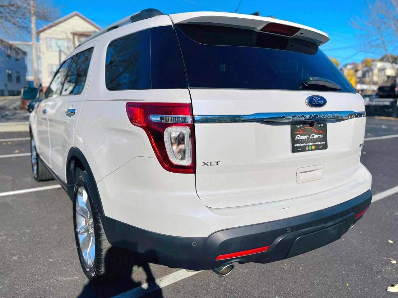 2014 Ford Explorer XLT photo 6