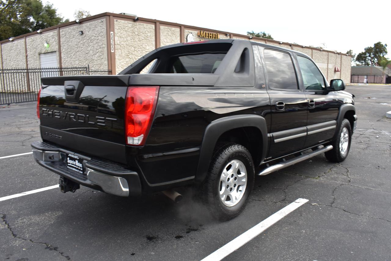 2005 Chevrolet Avalanche Base photo 13