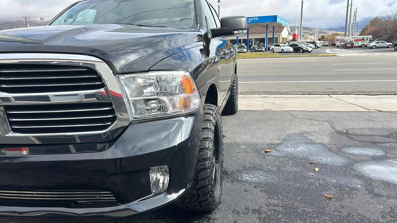 2021 RAM 1500 null photo 33