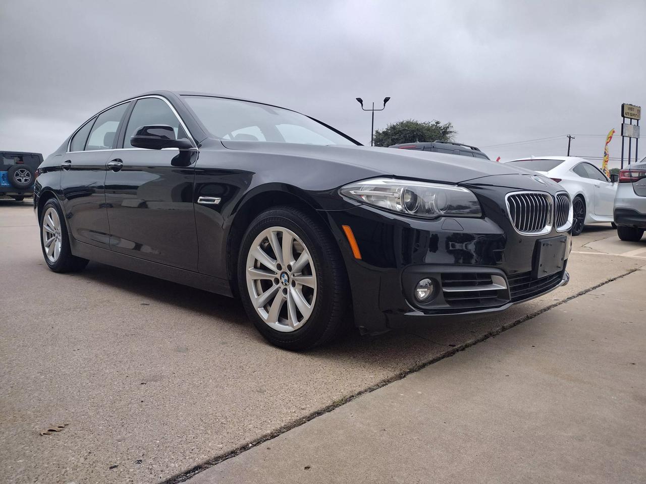 2015 BMW 5 Series 528i photo 27