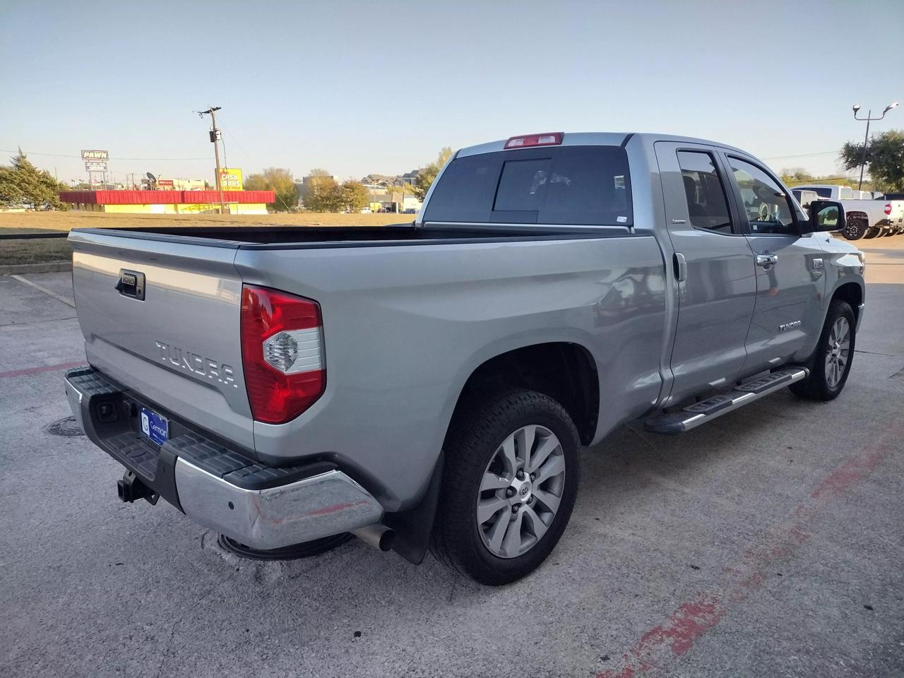 2014 Toyota Tundra Limited photo 9