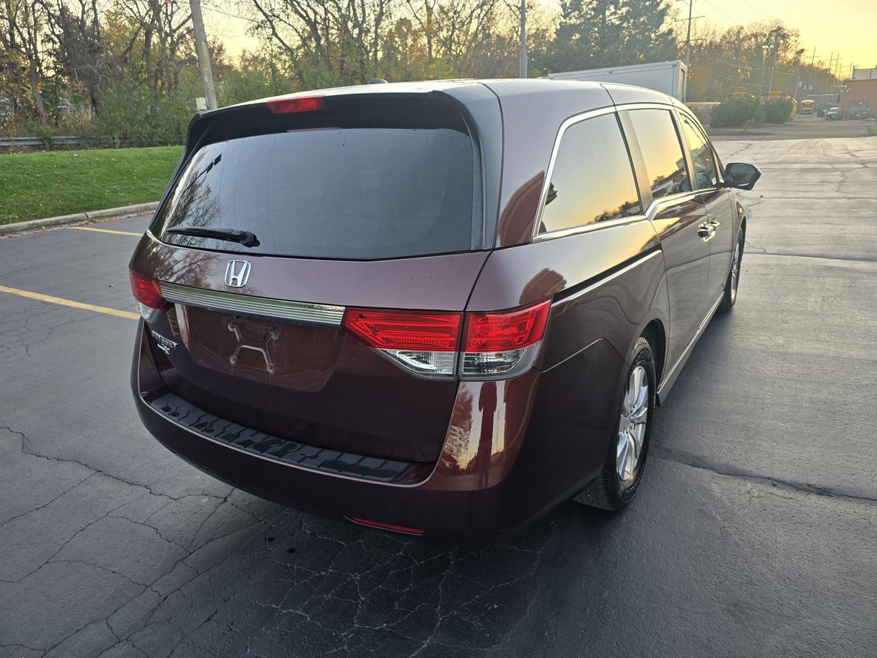 2014 Honda Odyssey EX-L photo 35