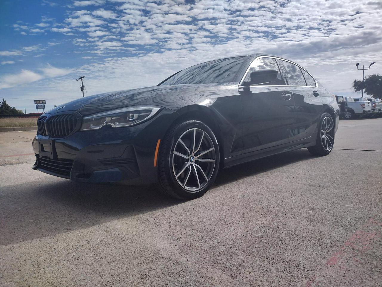 2019 BMW 3 Series 330i photo 5