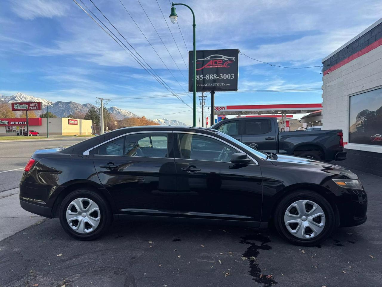 2015 Ford Taurus null photo 9