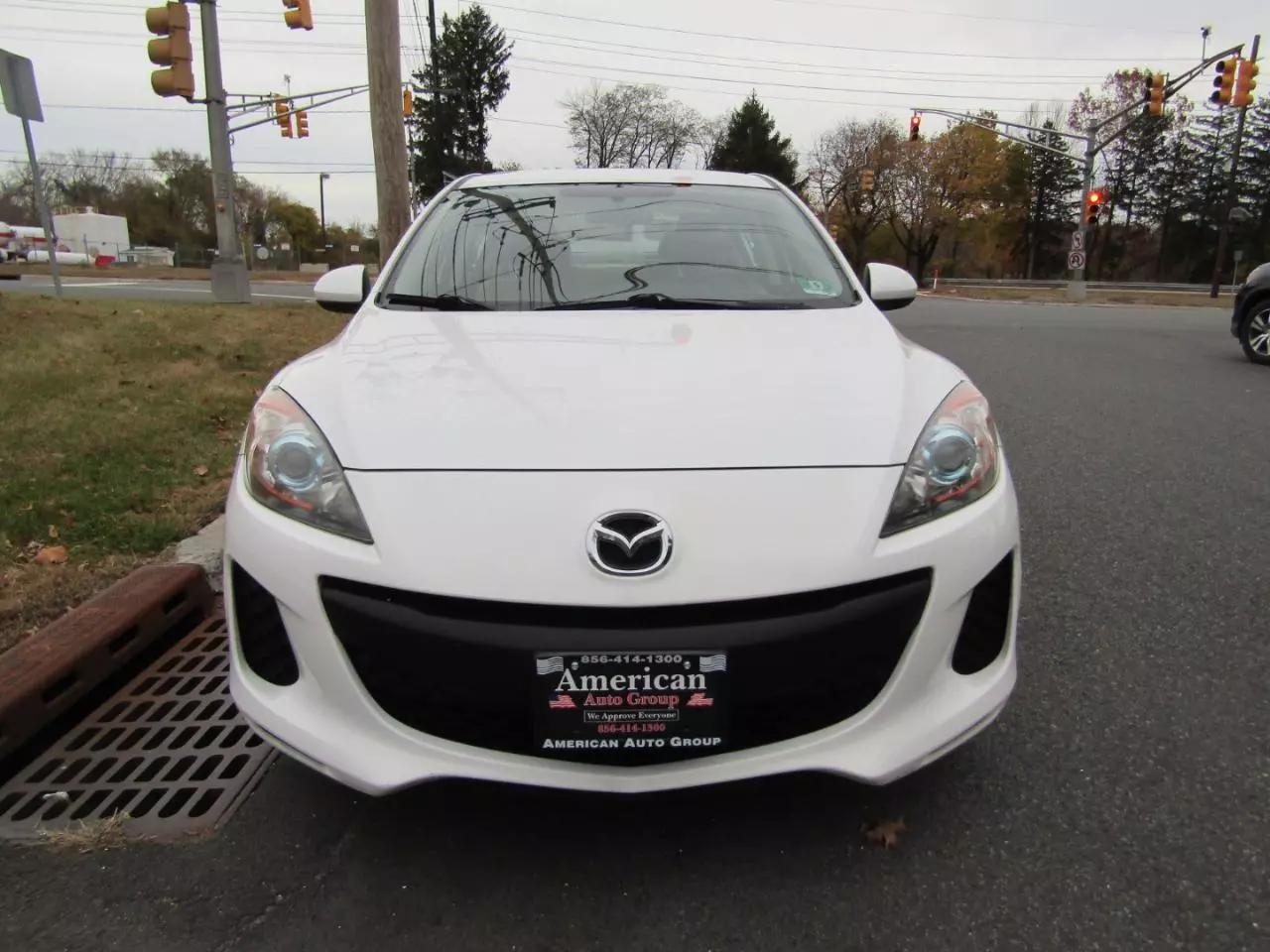 2012 Mazda MAZDA3 i Touring photo 23