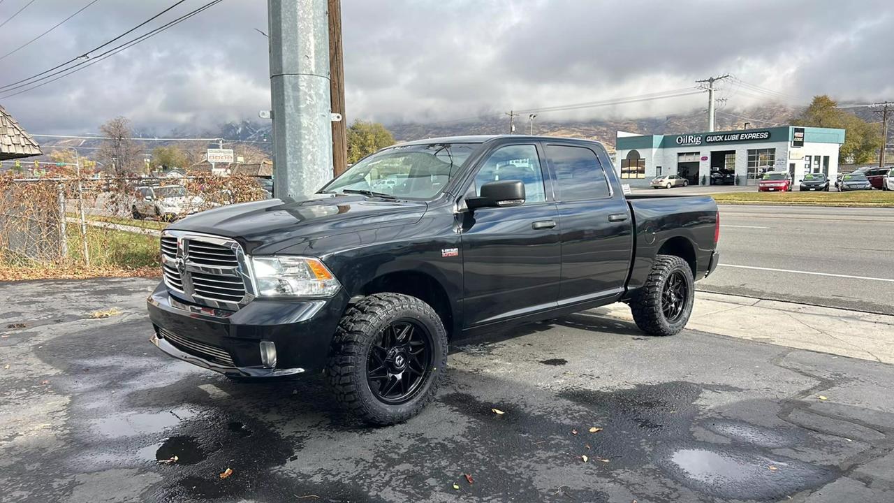 2021 RAM 1500 null photo 3