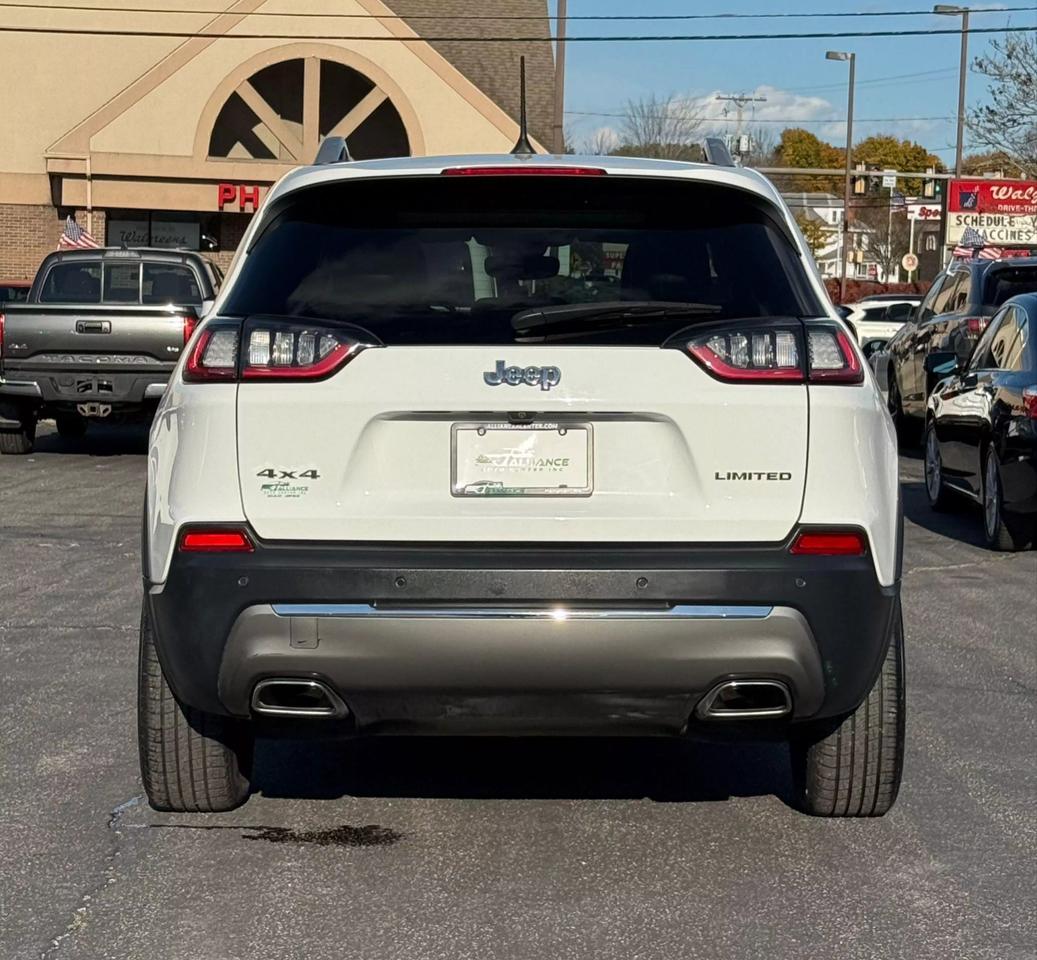 2020 Jeep Cherokee Limited photo 9