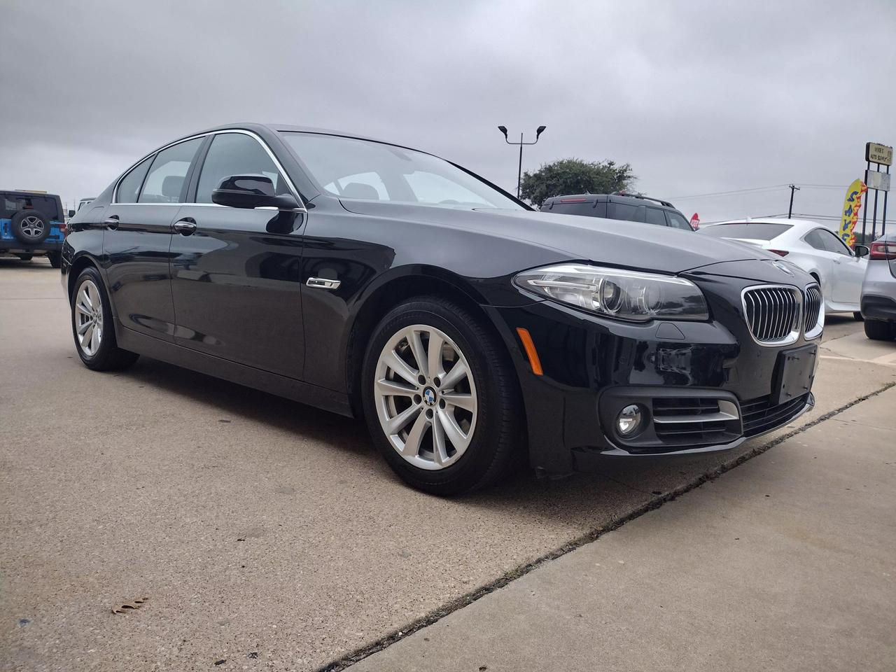 2015 BMW 5 Series 528i photo 21