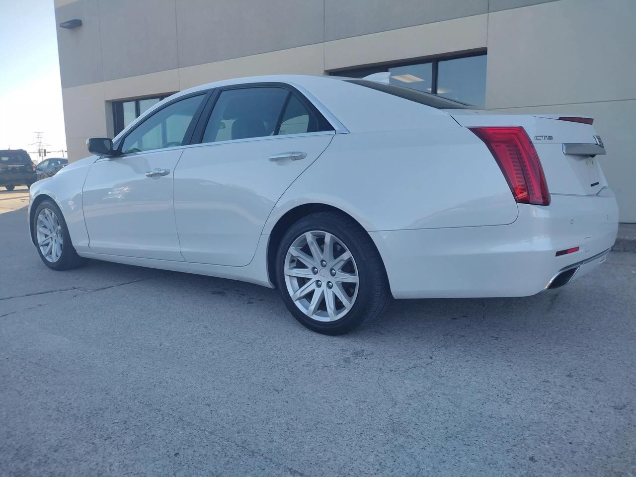 2016 Cadillac CTS Sedan Standard photo 9