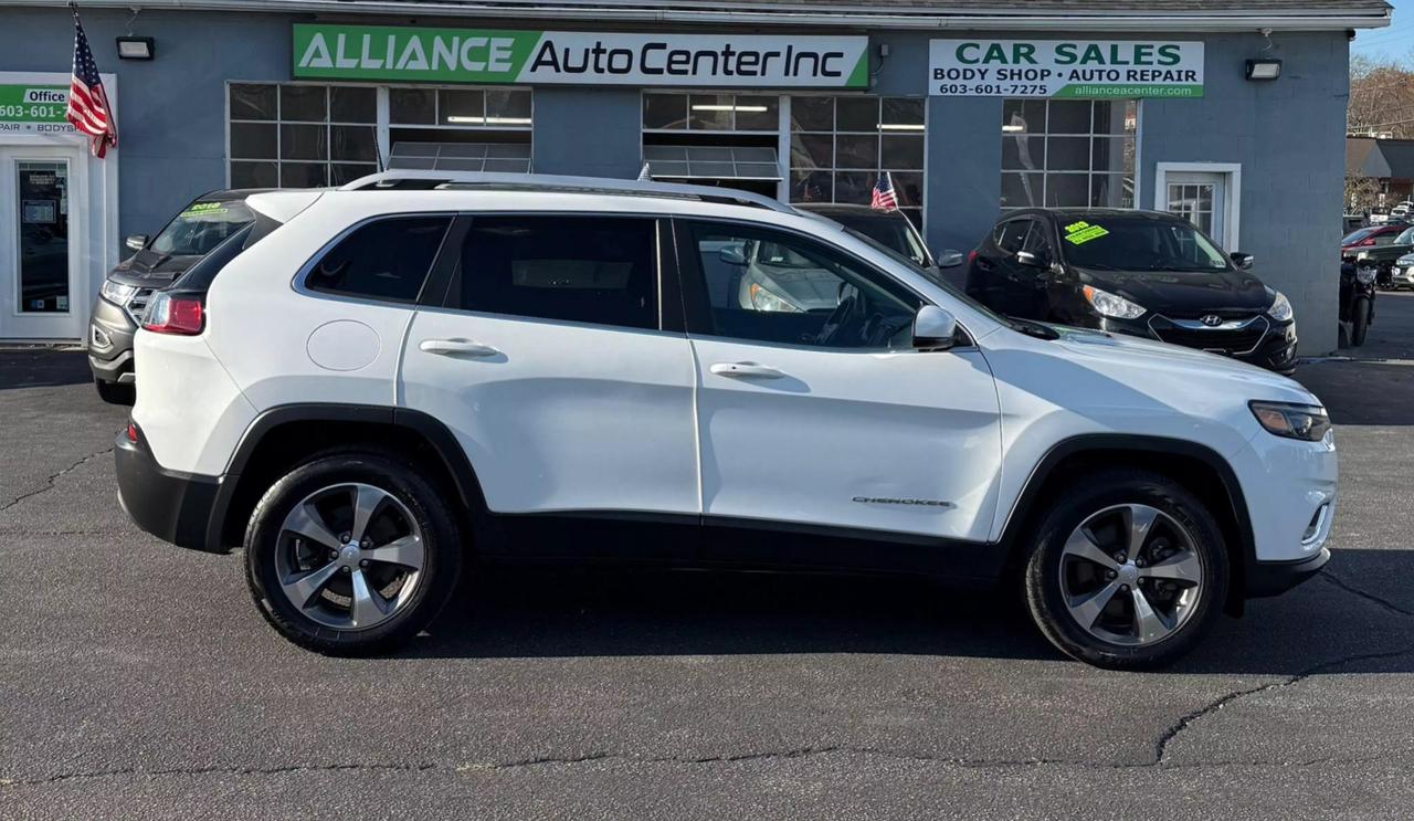 2020 Jeep Cherokee Limited photo 7