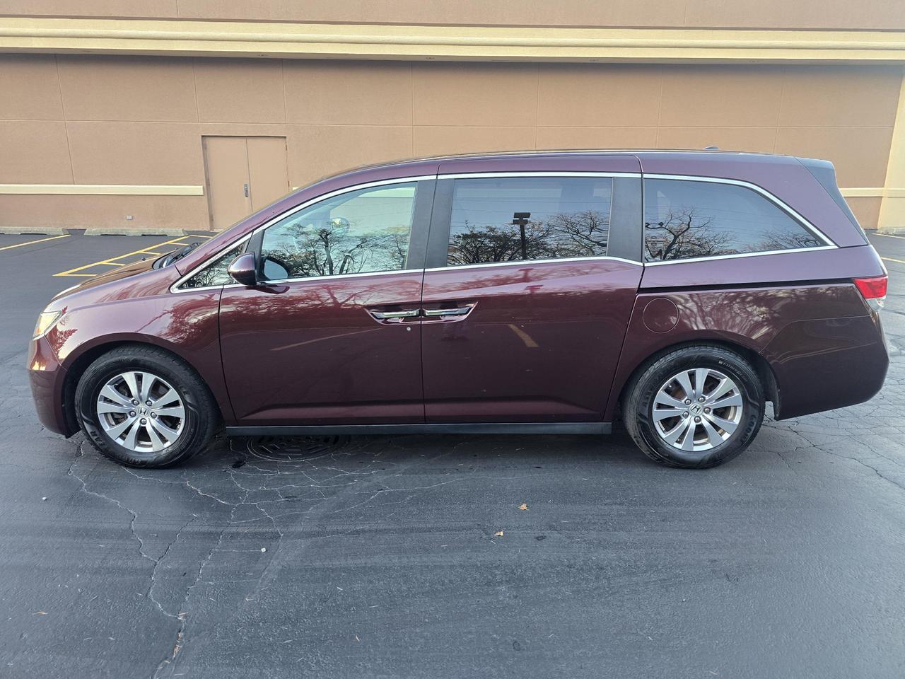 2014 Honda Odyssey EX-L photo 27