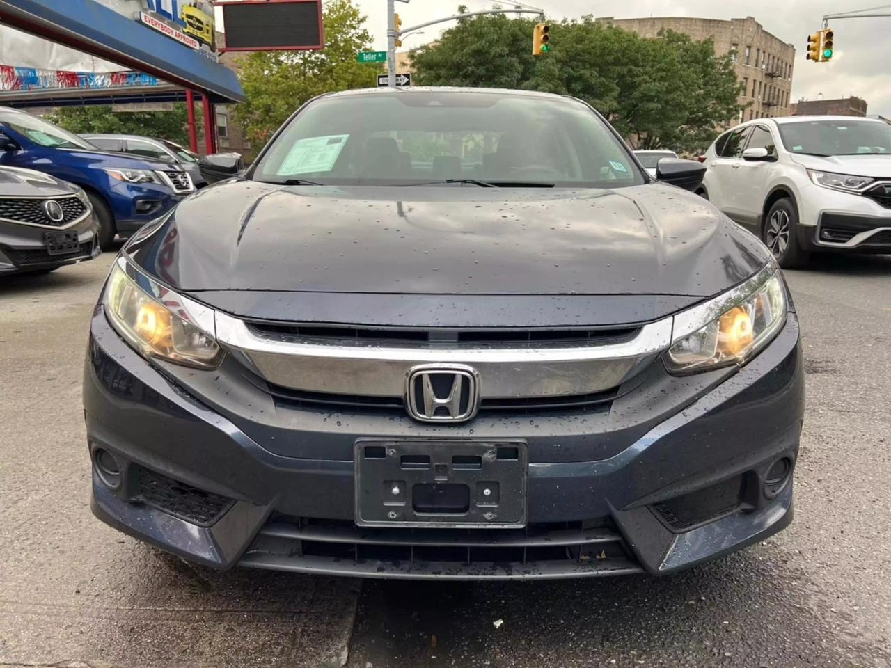 2017 Honda Civic LX photo 3