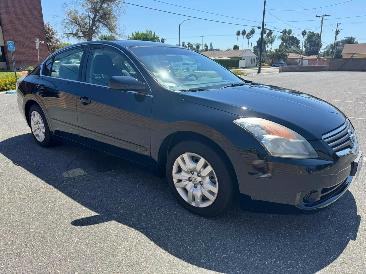 2009 Nissan Altima null photo 3