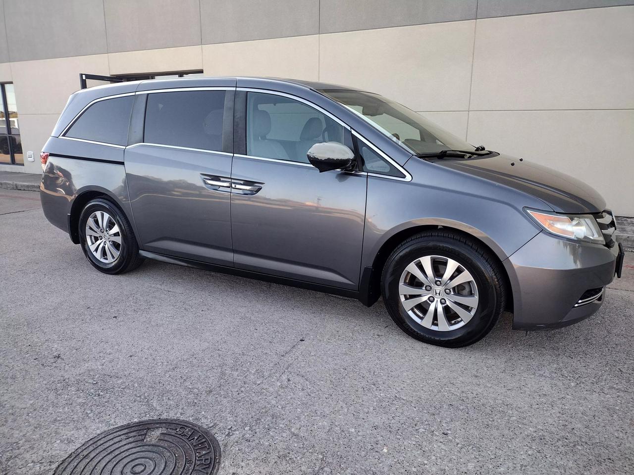 2014 Honda Odyssey EX-L photo 7