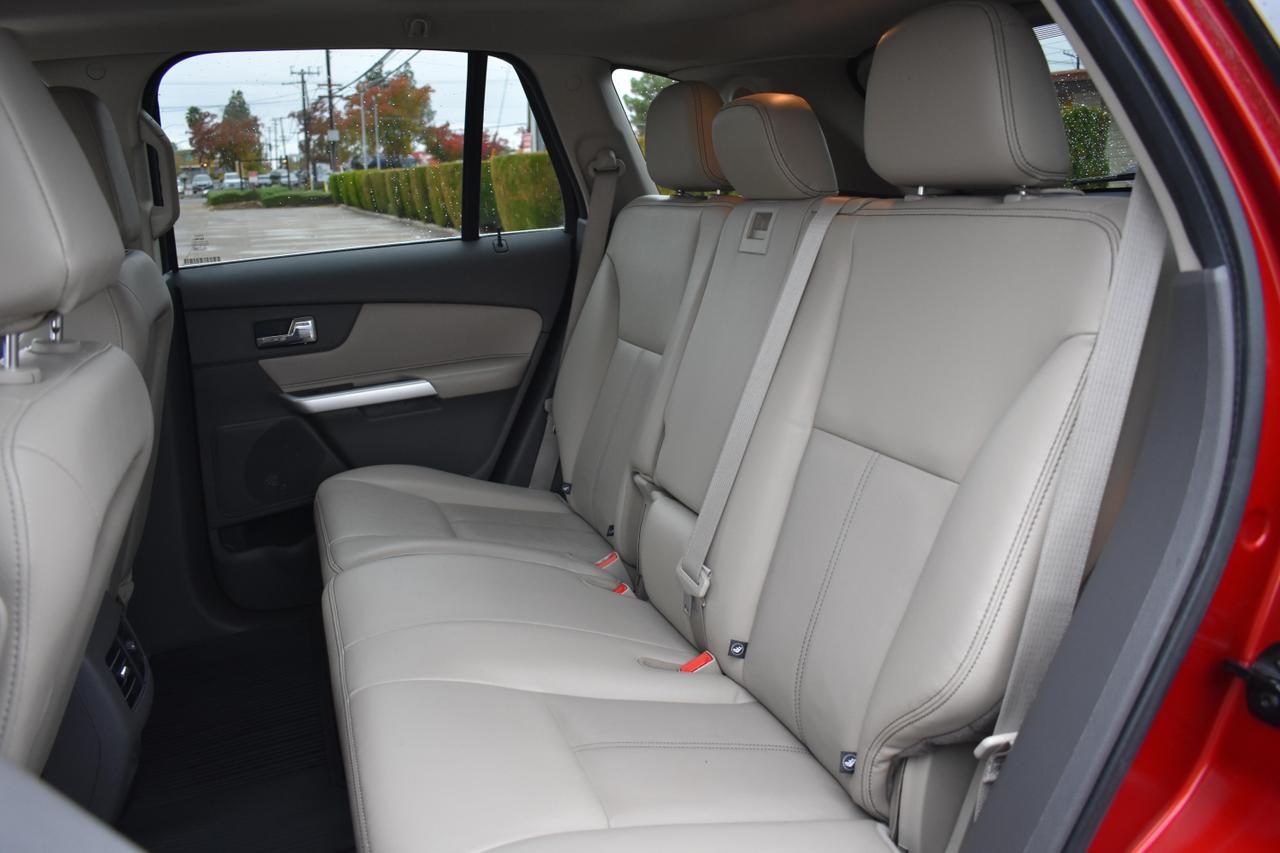 2013 Ford Edge Limited photo 43