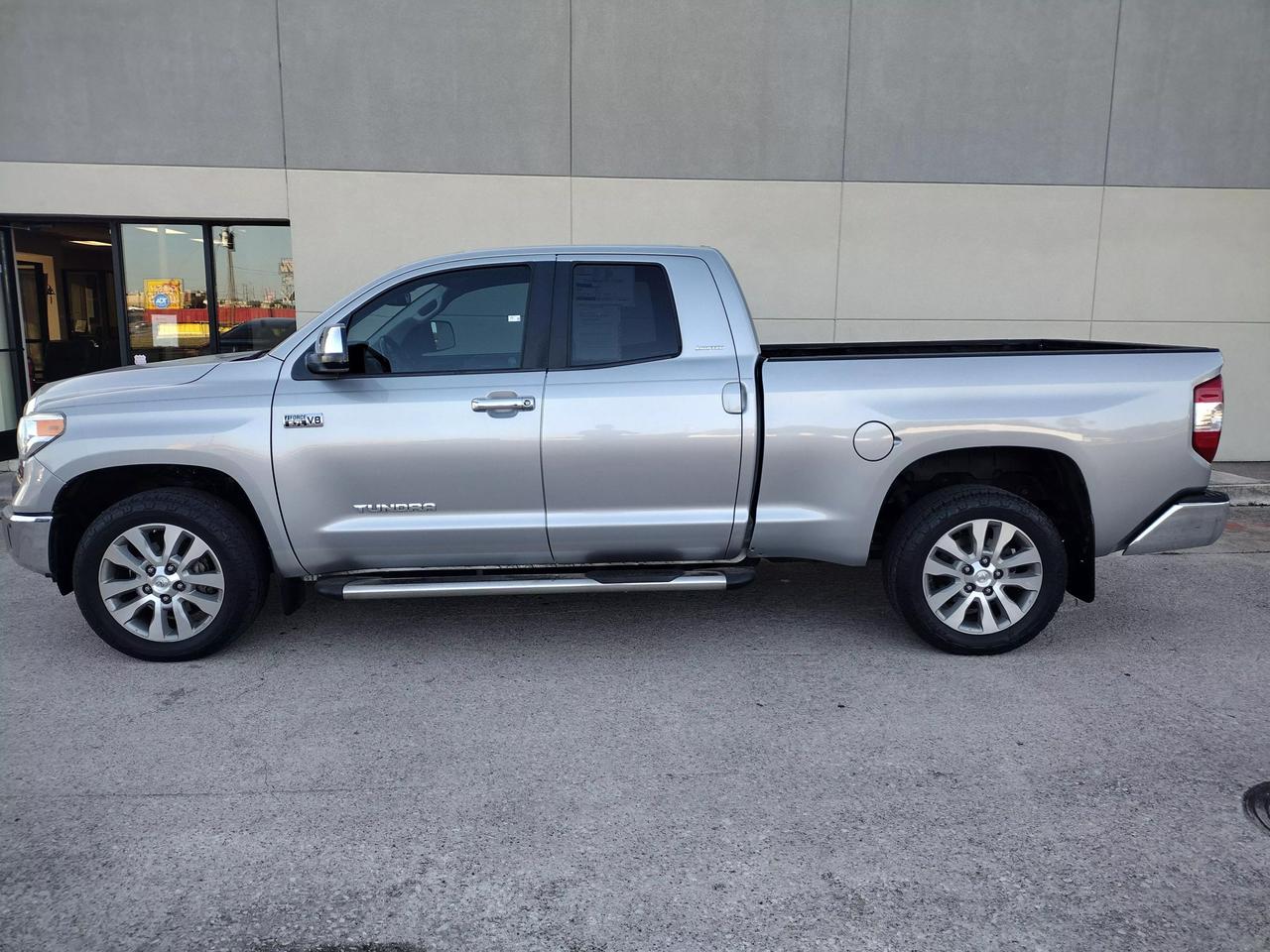 2014 Toyota Tundra Limited photo 5