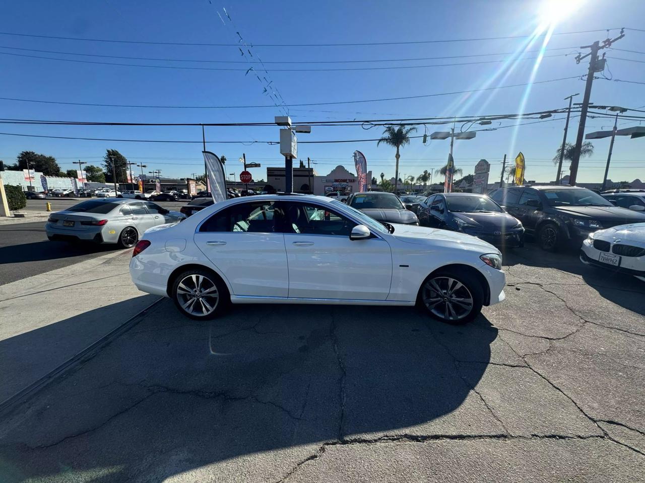 2018 Mercedes-Benz C-Class Sedan C350e photo 9