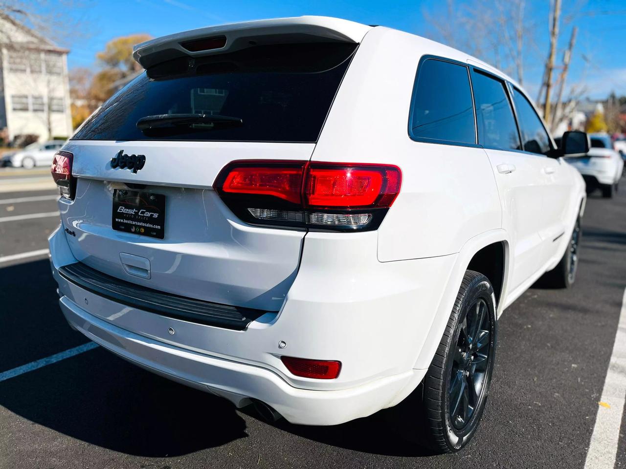 2019 Jeep Grand Cherokee Altitude photo 4