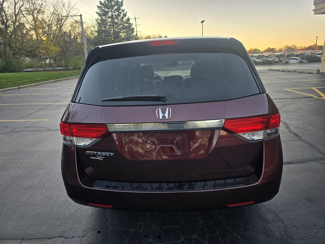 2014 Honda Odyssey EX-L photo 25