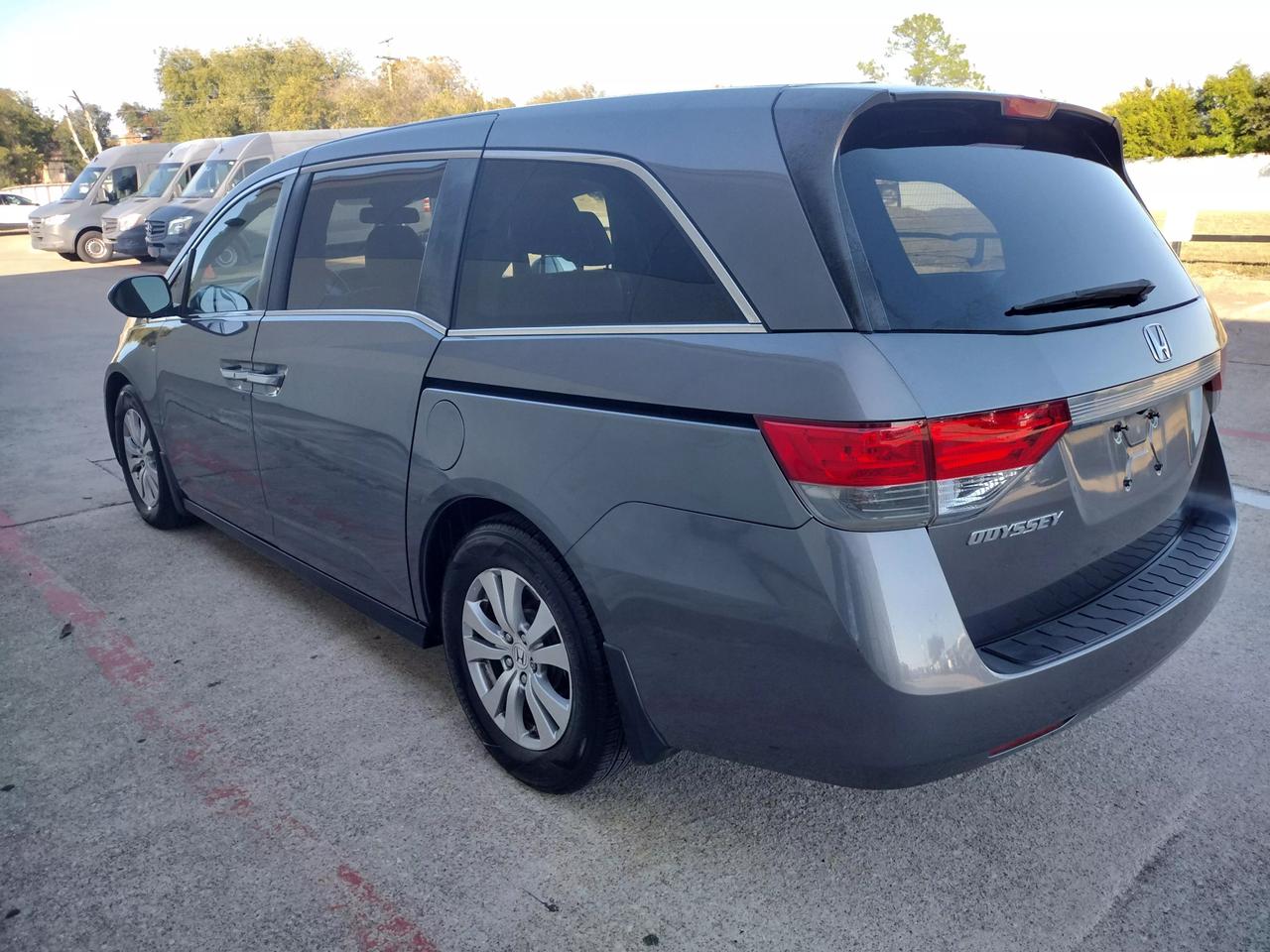 2014 Honda Odyssey EX-L photo 15