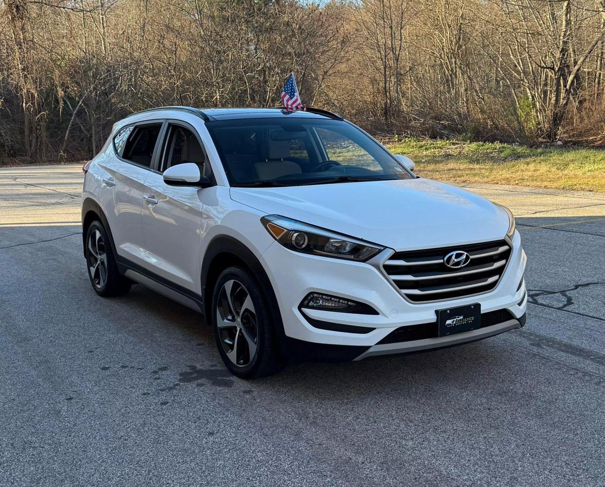 2017 Hyundai Tucson Value photo 5