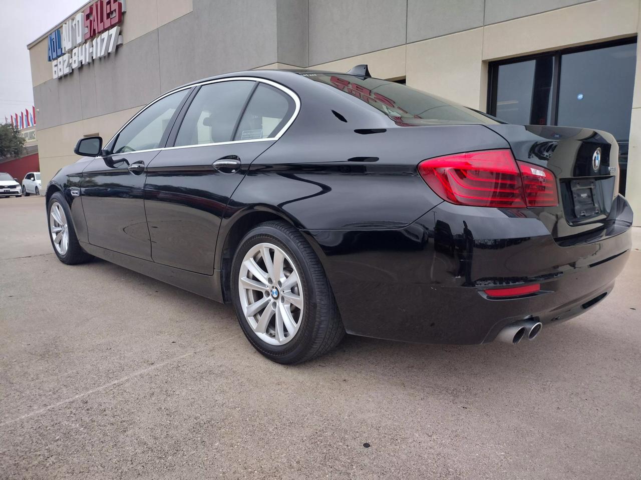 2015 BMW 5 Series 528i photo 13