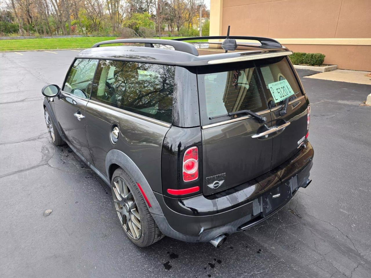 2011 MINI Cooper S photo 41