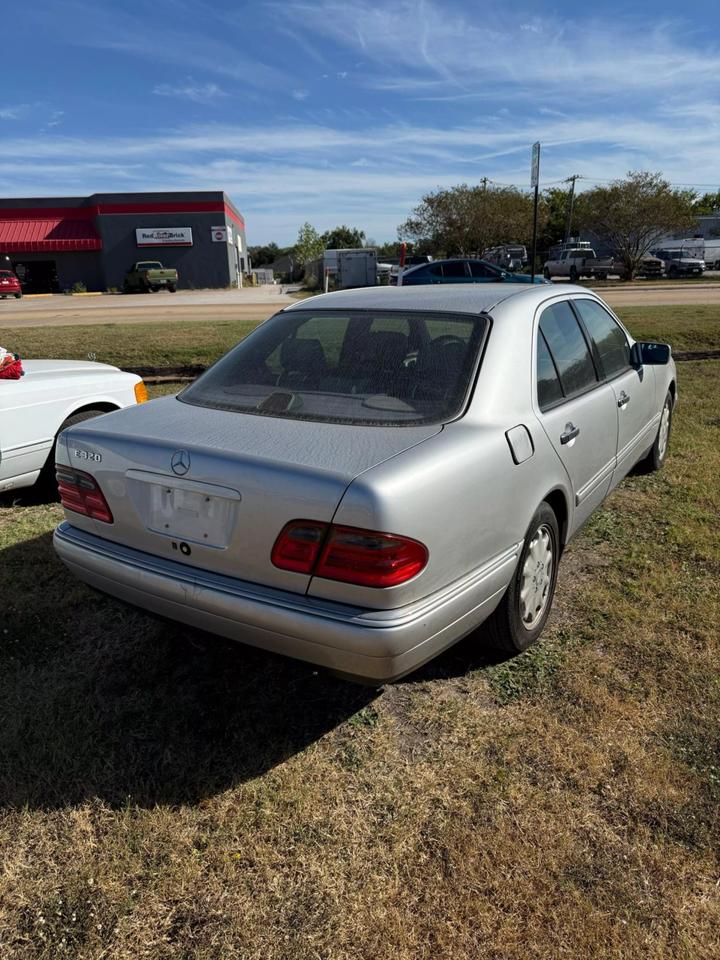 1997 Mercedes-Benz E-Class E 320 photo 4