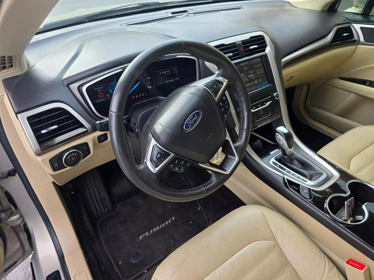 2015 Ford Fusion Energi SE Luxury photo 49