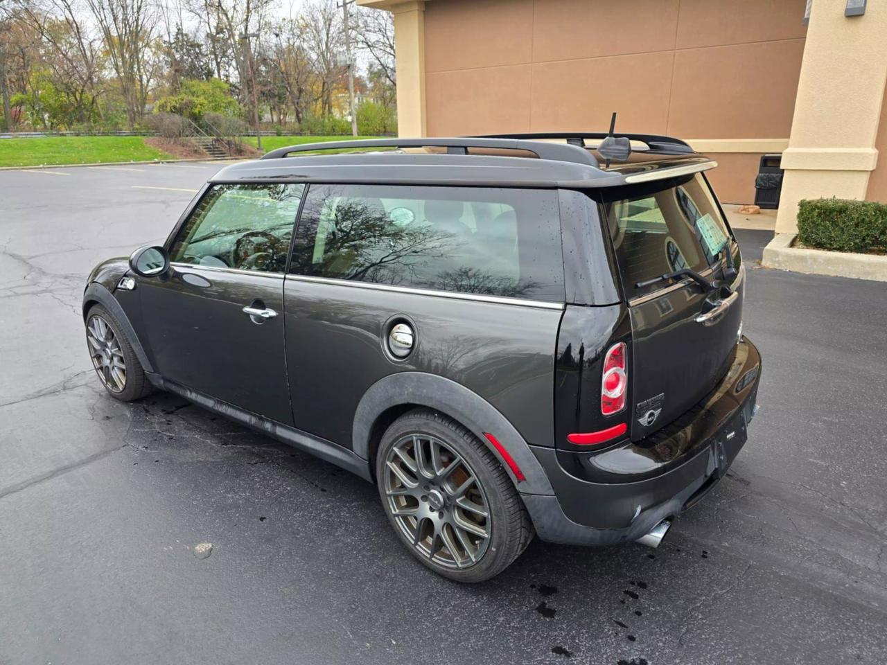 2011 MINI Cooper S photo 15