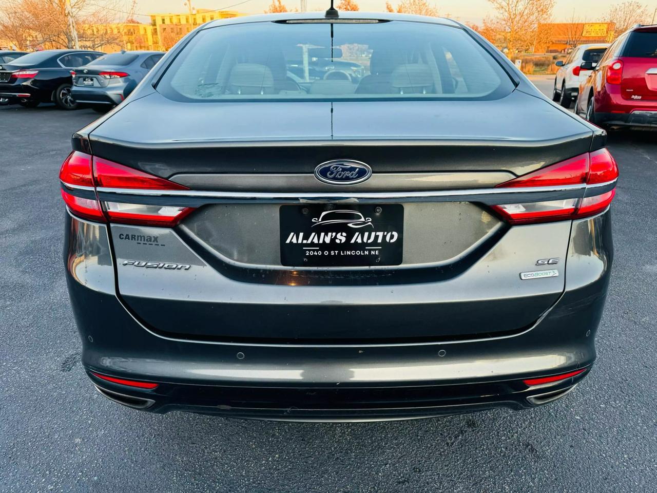 2017 Ford Fusion SE photo 17